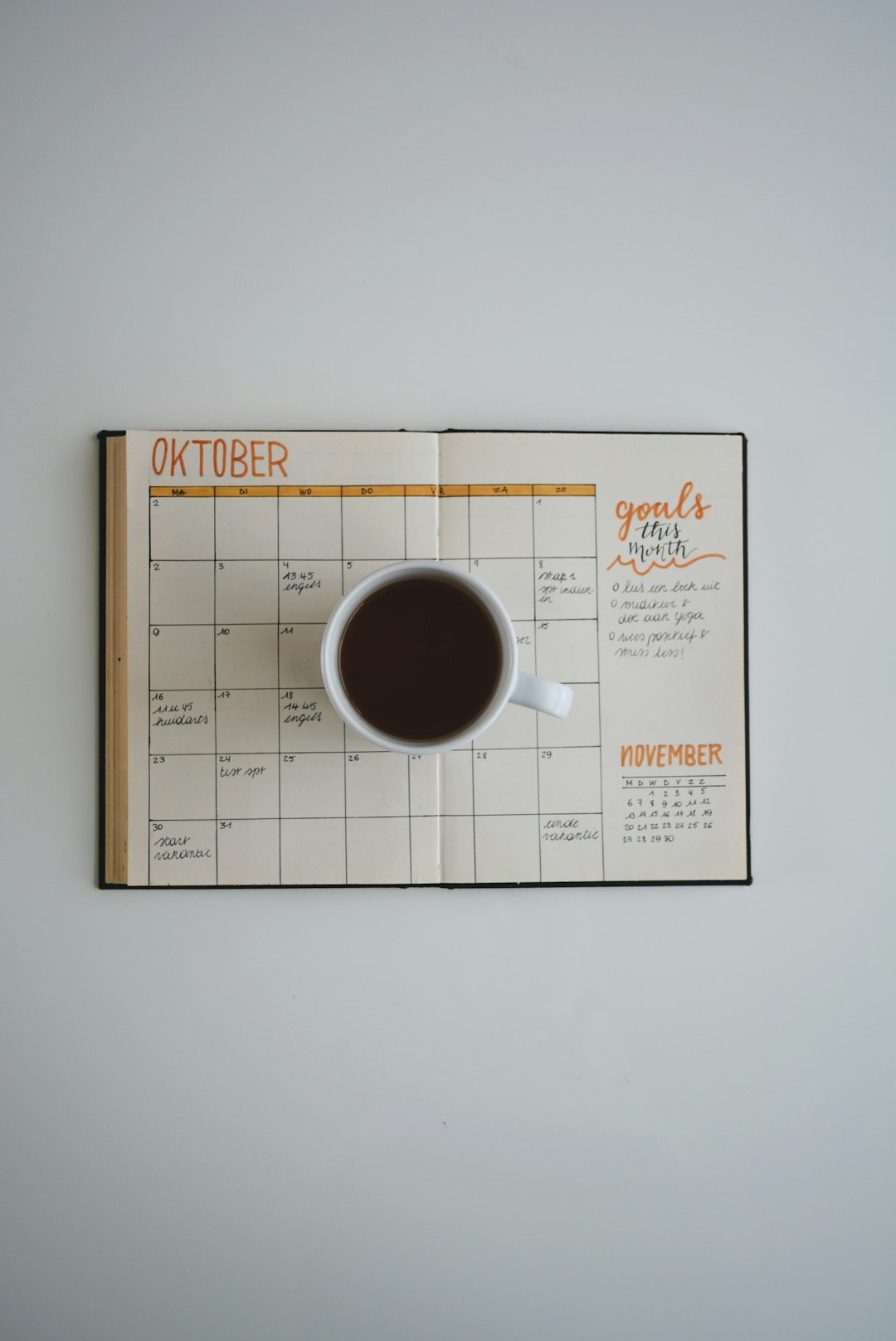 consistent blogging schedule